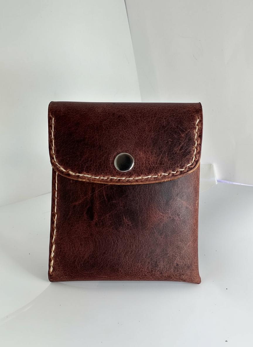 Porte-cartes en cuir marron vintage – Compact & Élégant