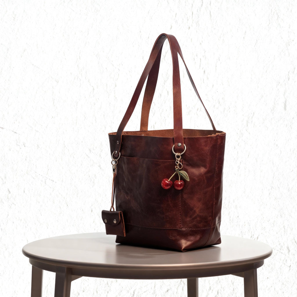 tot bag en cuir fait main avec poche extérieure , Cadeau pour elle