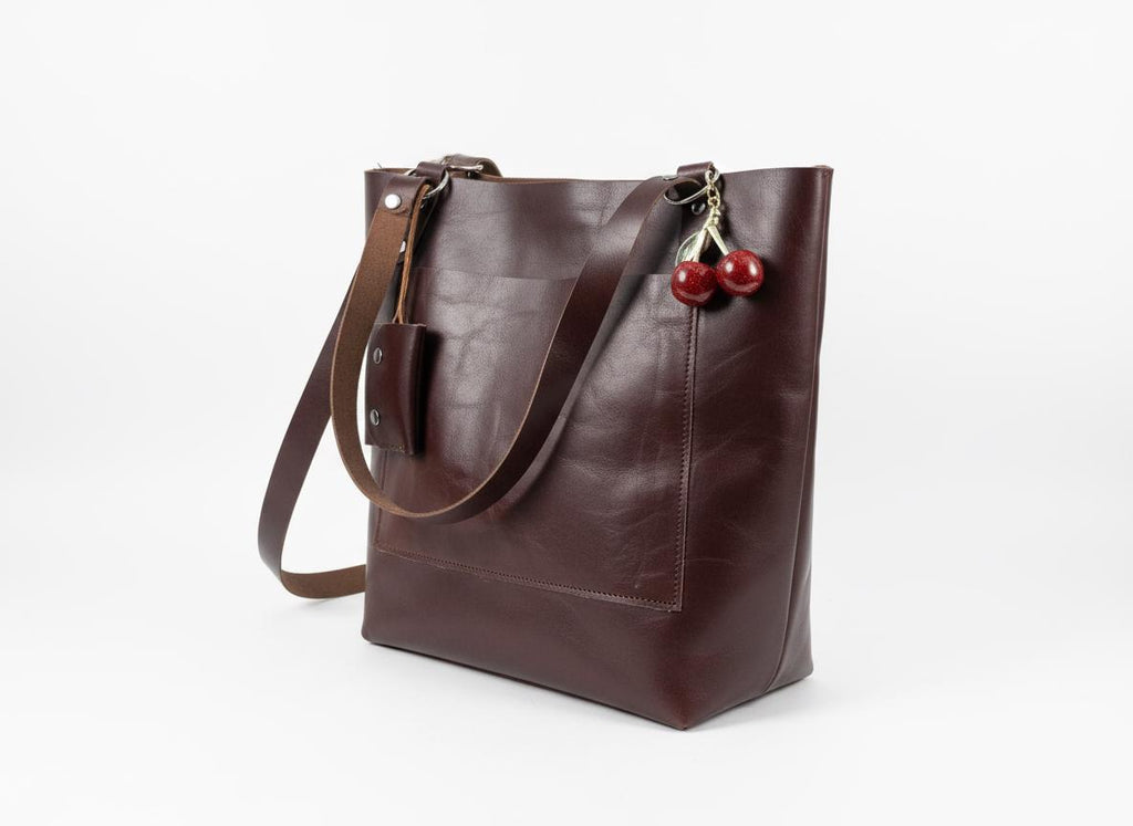 tot bag en cuir fait main avec poche extérieure , Cadeau pour elle