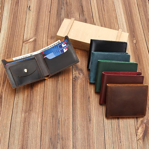cartera de cuero con un estilo elegante y claro.